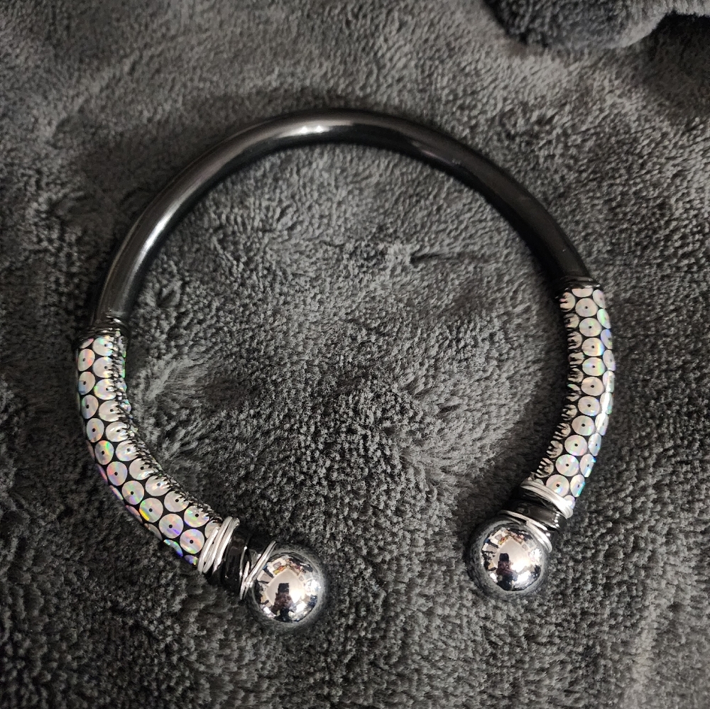 Scoubyz factory torc jewelry necklace